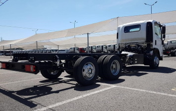 Isuzu подготовил для России новую версию малотоннажного шасси