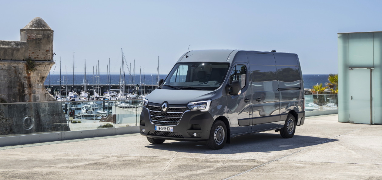 Новый Renault Master получил российский ценник
