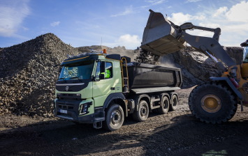 Volvo Trucks отмечает 10-летие модели FMX