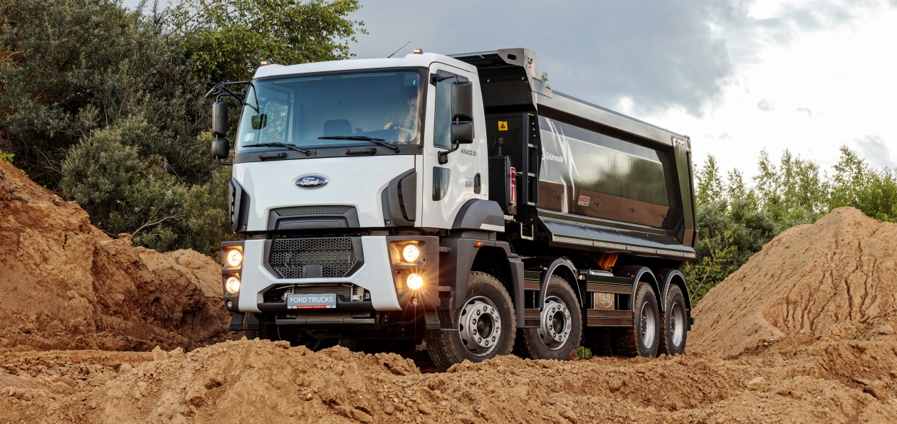 Ford Trucks разработал новый самосвал специально для России