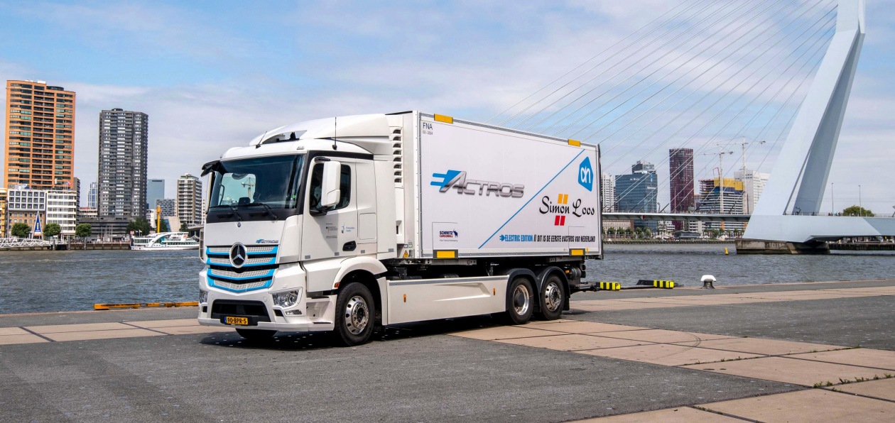 Электрогрузовики Mercedes eActros вышли на второй этап испытаний