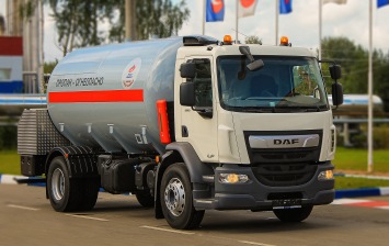 DAF передал российскому клиенту первый застроенный грузовик