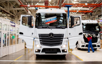 Mercedes выпустил в России 25-тысячный Actros