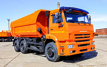 Уральское предприятие получило новые самосвалы КАМАЗ