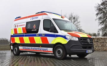 Mercedes представил электрическую «скорую» на базе eSprinter