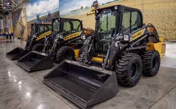 В России стартовало производство мини-погрузчиков New Holland