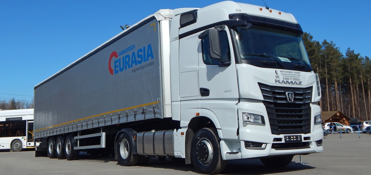 ТЗА представил новый шторный полуприцеп