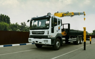 В России дебютировала бурильно-крановая установка на шасси Daewoo