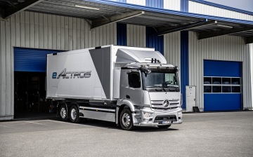 Mercedes «рассекретил» новый eActros