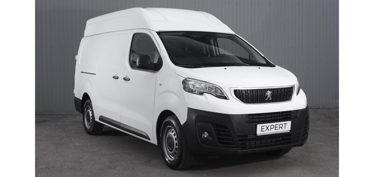 Peugeot показал Expert с высокой крышей