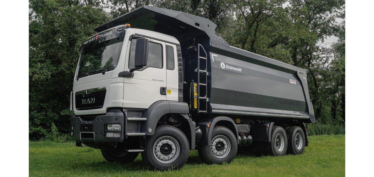 Grunwald оборудует самосвалы для горных разработок в Африке
