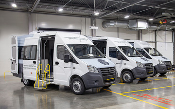 30 переоборудованных под оказание юридической помощи «Газелей» разъехались по регионам