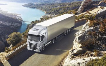 Continental «перепрошьет» тахографы Iveco под новое законодательство