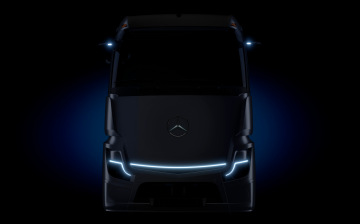 Mercedes-Benz готовит премьеру концепта электротягача eActros LongHaul