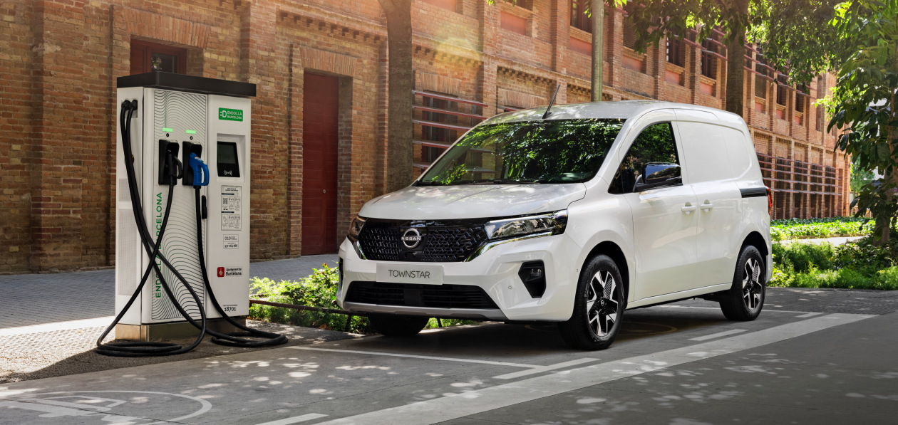 Новый Nissan Townstar EV встал на конвейер в Европе