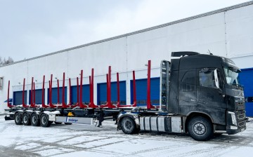 «Meusburger Новтрак» выпустил сортиментовоз с усиленными кониками