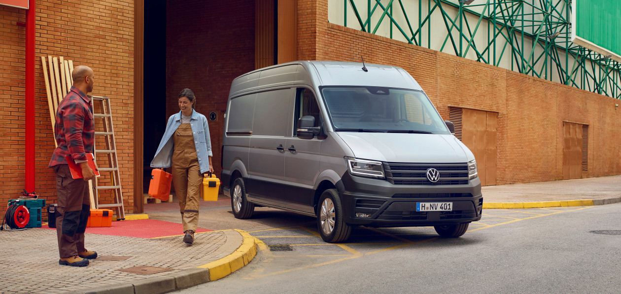 Volkswagen начал принимать заказы на обновленный Crafter