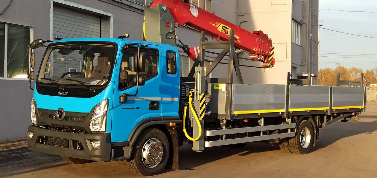 ГК «СТТ» и «Смартэко» представили грузовик-эвакуатор на шасси «Валдай 12»