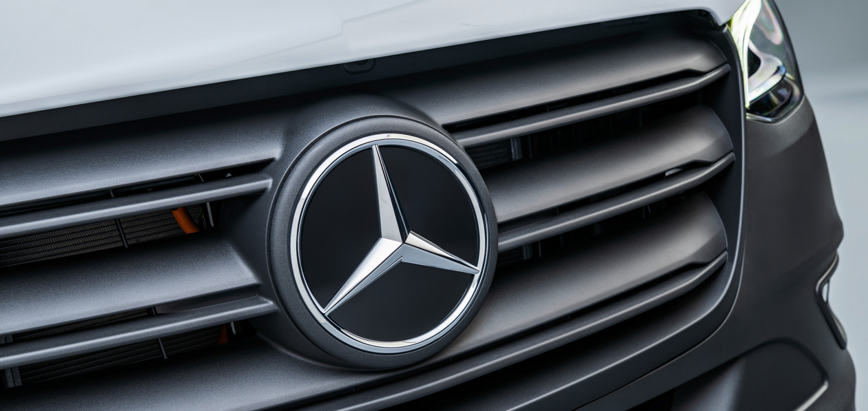 Mercedes расширит функционал новой «архитектуры» для вэнов