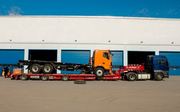 «Новтрак» показал новый карьерный самосвал