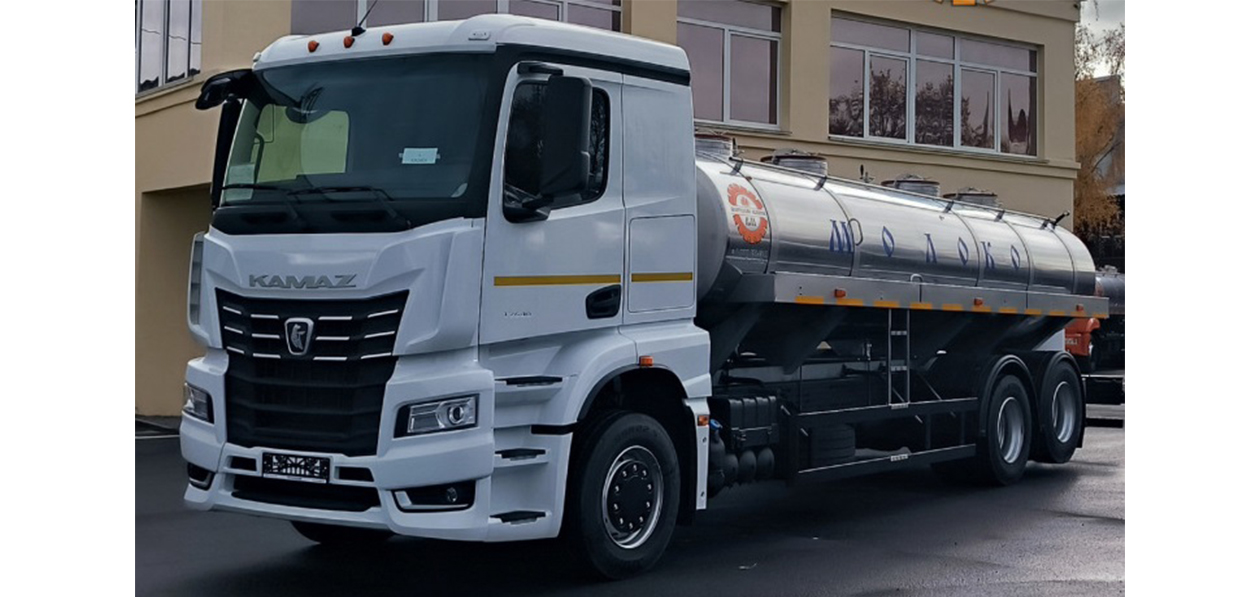 В России представили новый молоковоз на шасси КАМАЗа