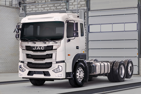 Среднетоннажник JAC N200 получил новую модификацию