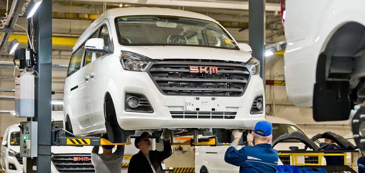 Автомобили нового бренда SKM пошли в серию