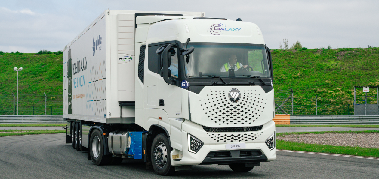 Тягач Foton Galaxy снова продают в России