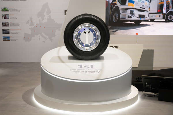 Hankook начала выпускать грузовые шины в Европе