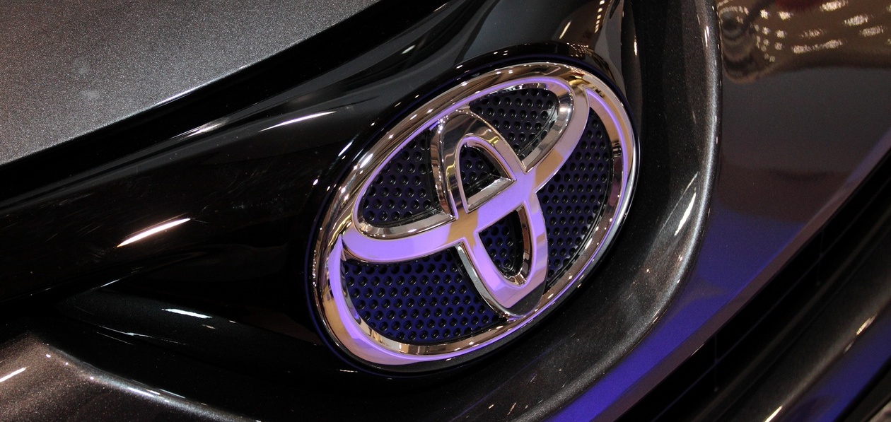 Toyota обеспечит водородом грузовики Scania