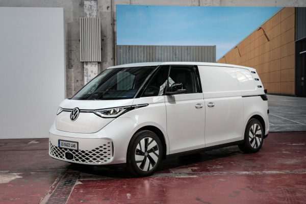 Volkswagen выпустил удлиненный ID. Buzz Cargo
