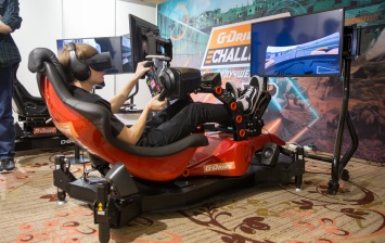Пилот G-Drive Racing сразился с киберспортсменами