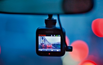 Тест видеорегистратора Garmin GDR 35: Сделано ГДР