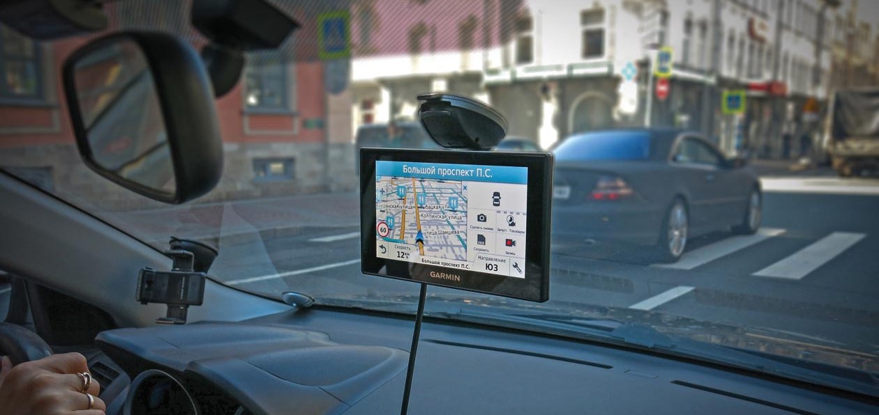 Тест комбо-устройства Garmin DriveAssist 51 RUS LMT: и штурман, и свидетель