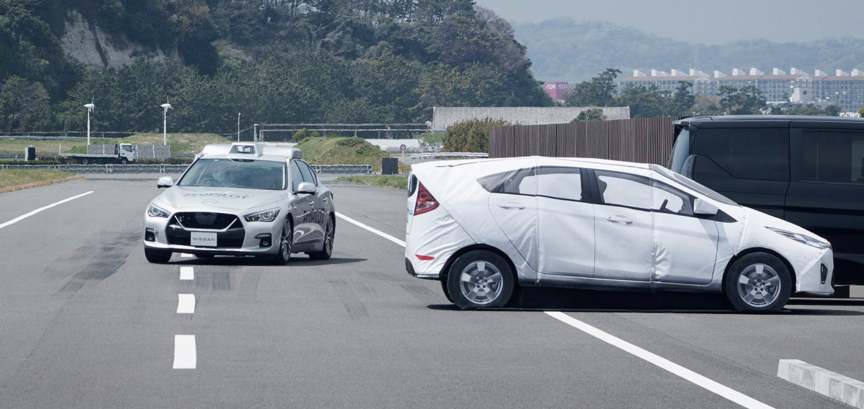 Nissan научил автопилот ProPilot уворачиваться от аварий