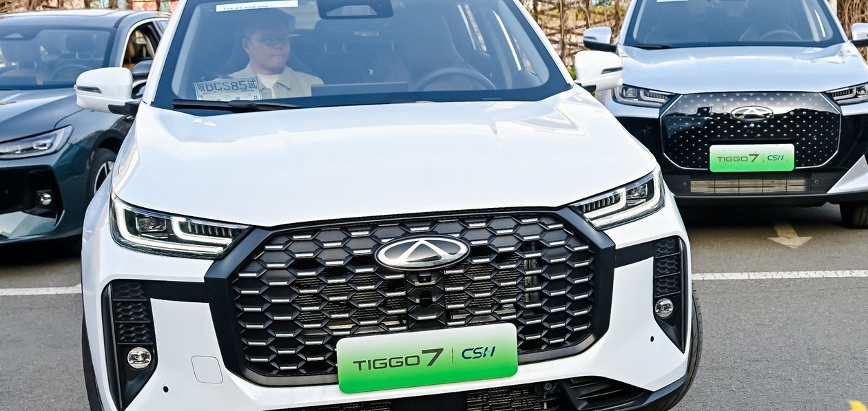 Chery представила новый автопарковщик
