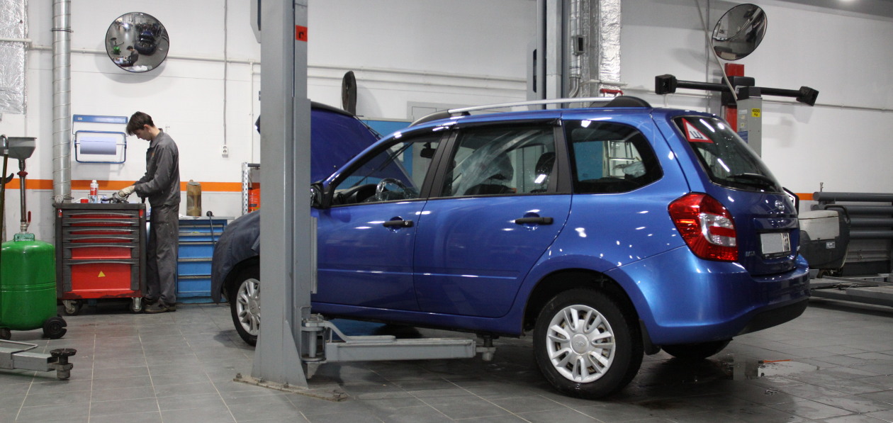 Снижение рентабельности, падение спроса, неподъемные налоги и кредиты. Как живет и работает автосервисная отрасль в 2026 году?