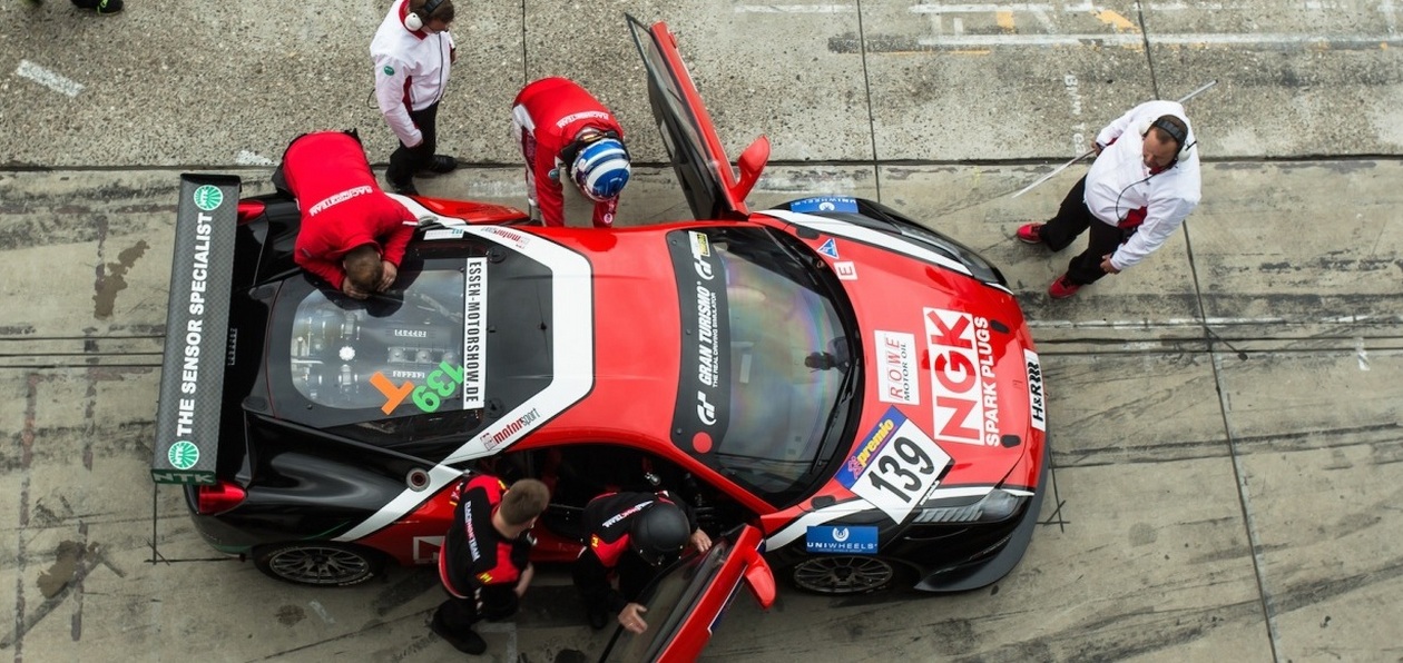Заводская команда NGK выступит на Нюрбургринге