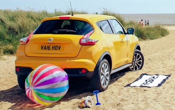 Nissan протестировал окраску кузовов и обивку салона