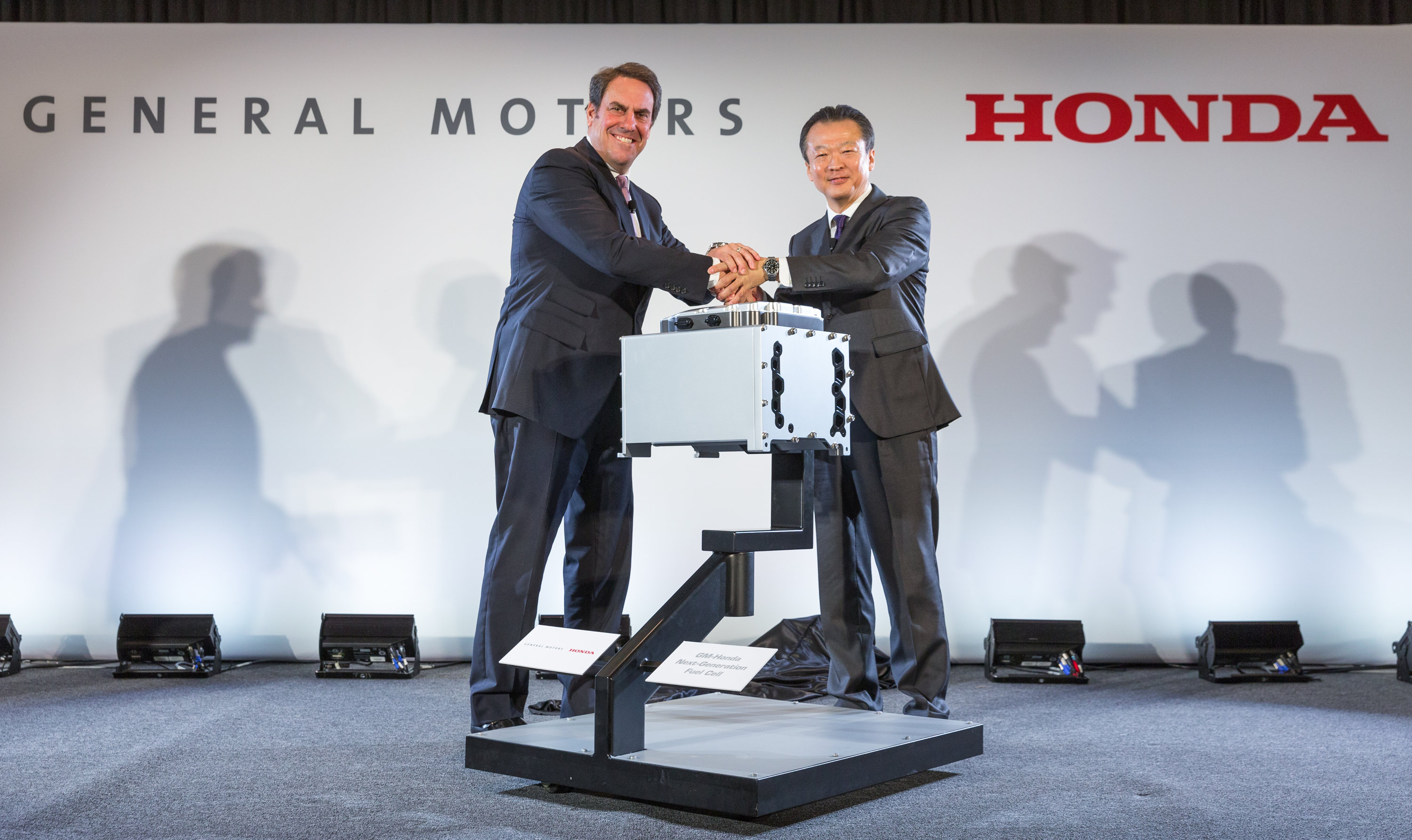GM и Honda будут вместе выпускать водородные топливные системы