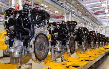 Jaguar Land Rover выпустил первый бензиновый двигатель Ingenium