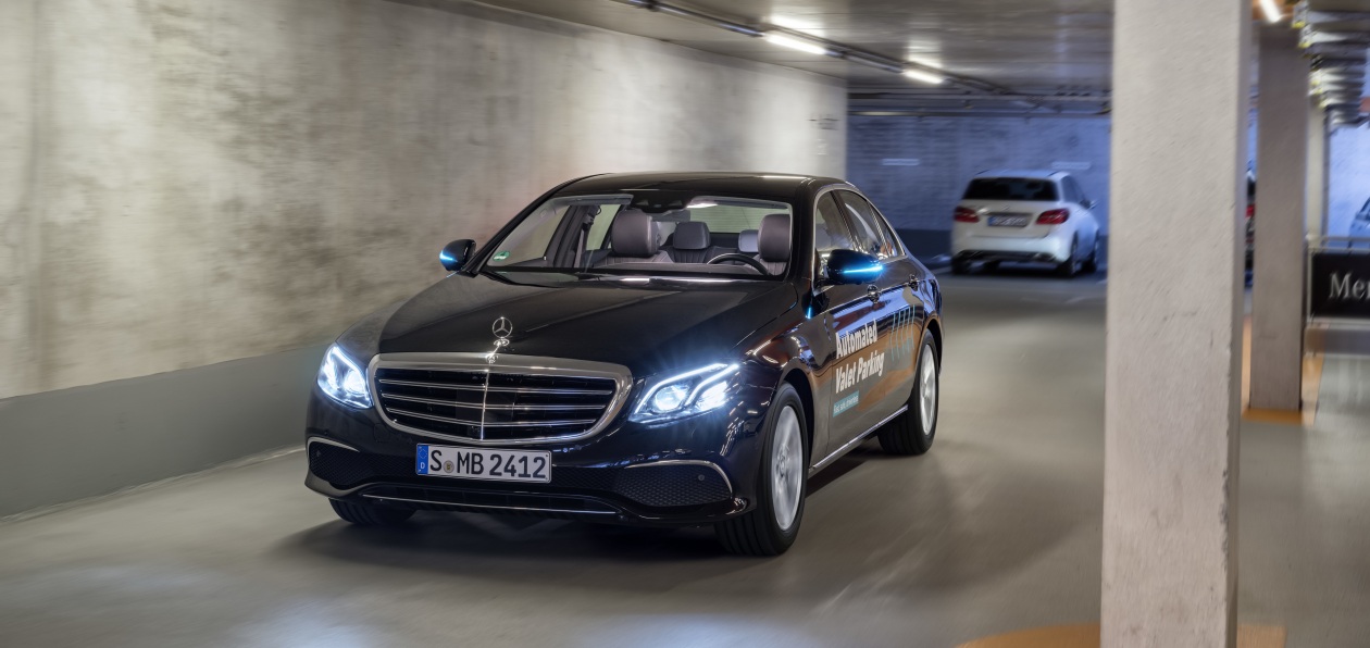 Bosch и Daimler продемонстрировали беспилотный паркинг