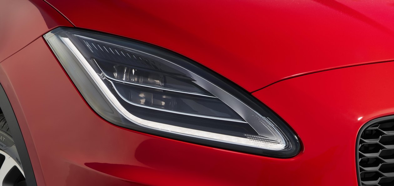 Osram поставил на Jaguar E-Pace силиконовые линзы