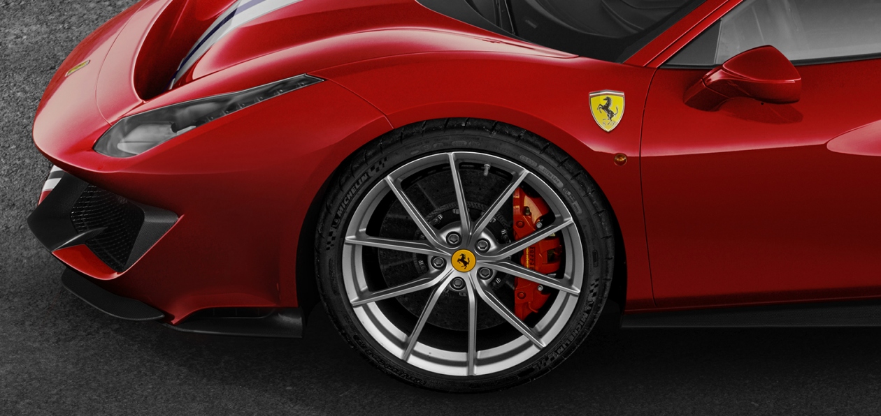 Ferrari 488 Pista поедет на шинах Michelin