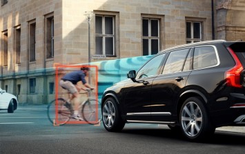 Системы автоторможения станут обязательными в Евросоюзе