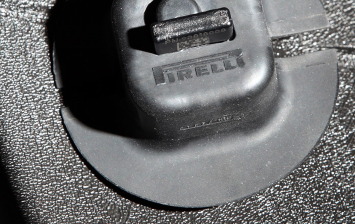 «Умные» шины Pirelli будут «общаться» с автомобилями через сети 5G