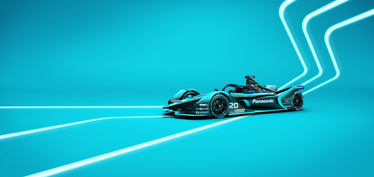 Гоночный Jaguar I-Type 4 поедет на жидкостях Castrol