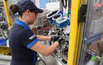 Pierburg получил заказ на насосы для бензиновых двигателей