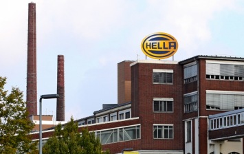 Hella получила крупный заказ на производство новой системы матричного головного света