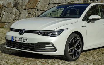 Volkswagen Golf VIII «поедет» на новых шинах Bridgestone
